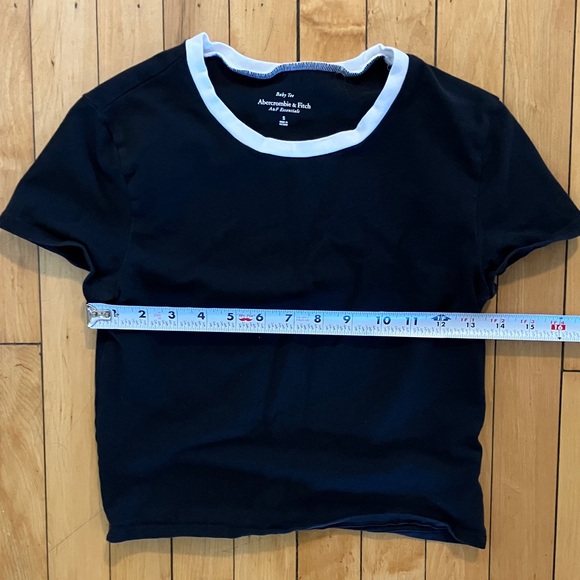 Abercrombie & Fitch Black and White Essentials Baby Tee - Picture 5 of 6